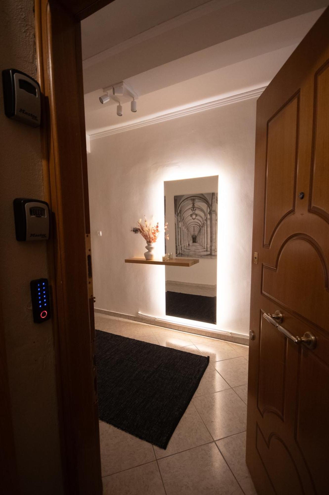 Anatoli 3 Bedroom Apartment